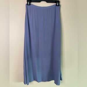 Aritzia midi skirt in a blueish colour size 8